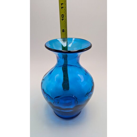 Blenko Handcrafted Cobalt Blue Glass Vase Curved Design Vintage - Picture 6 of 6